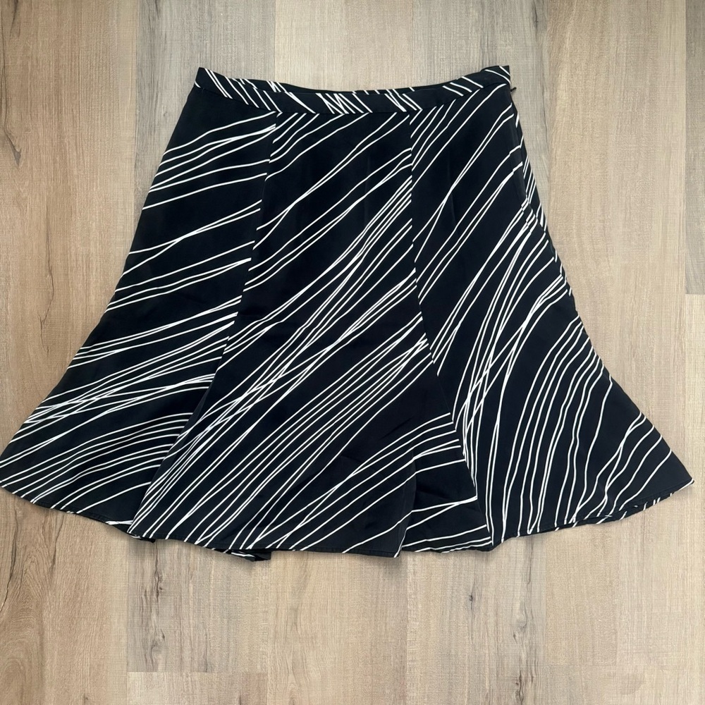 Valerie Stevens Scandi Neutral Simple Soft Silk Short A-Line Women’s Skirt